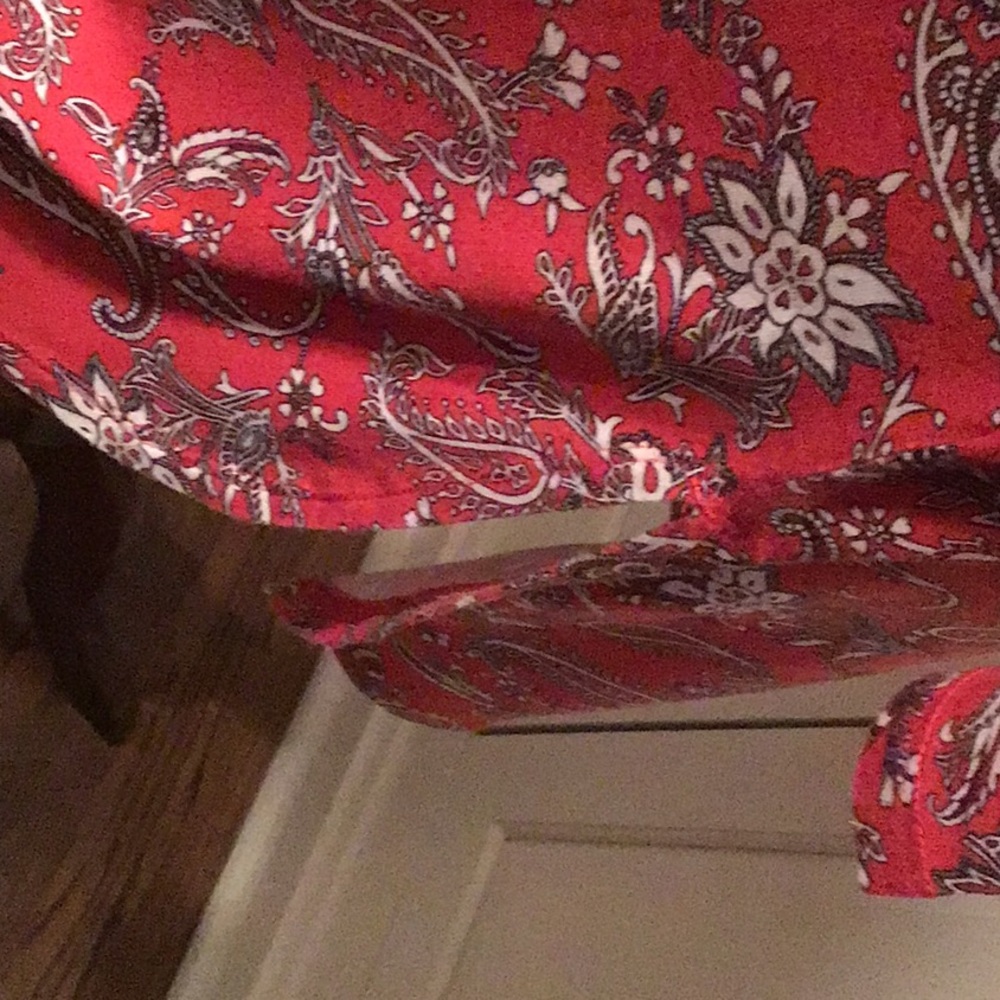 J. JILL RED WITH PAISLEY PRINT HENLEY TUNIC - Picture 2 of 2